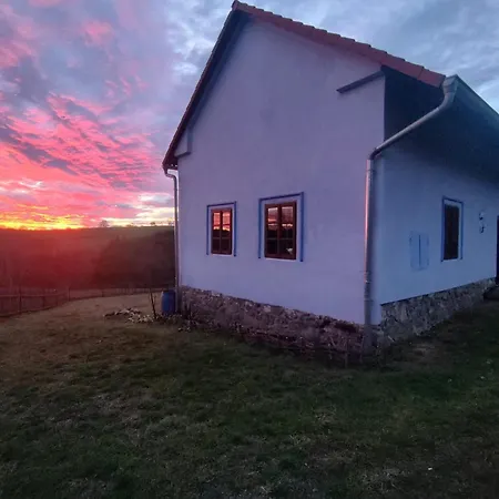 - Slapy/pazderny
