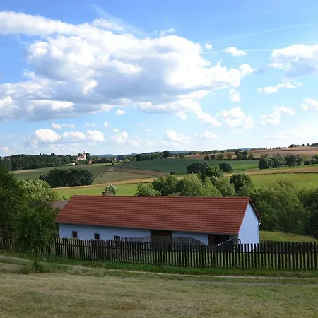 - Slapy/pazderny