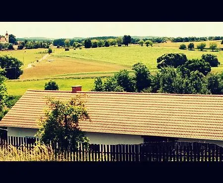 Gospodarstwo wiejskie - Slapy/pazderny